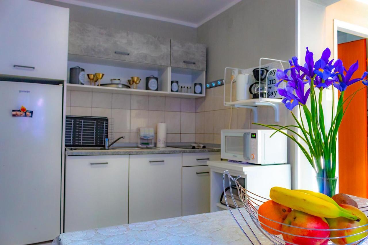 Vacation Home Grill & Chill With 350M2 Garden With Bbq โนวีวีโนดอลสกี ภายนอก รูปภาพ